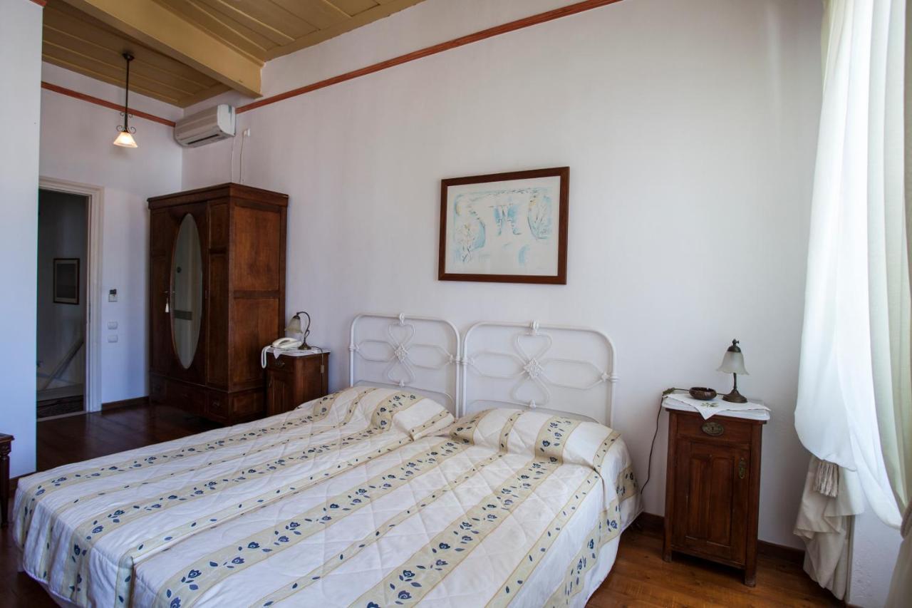 Nostos Guesthouse Kýthira Eksteriør bilde
